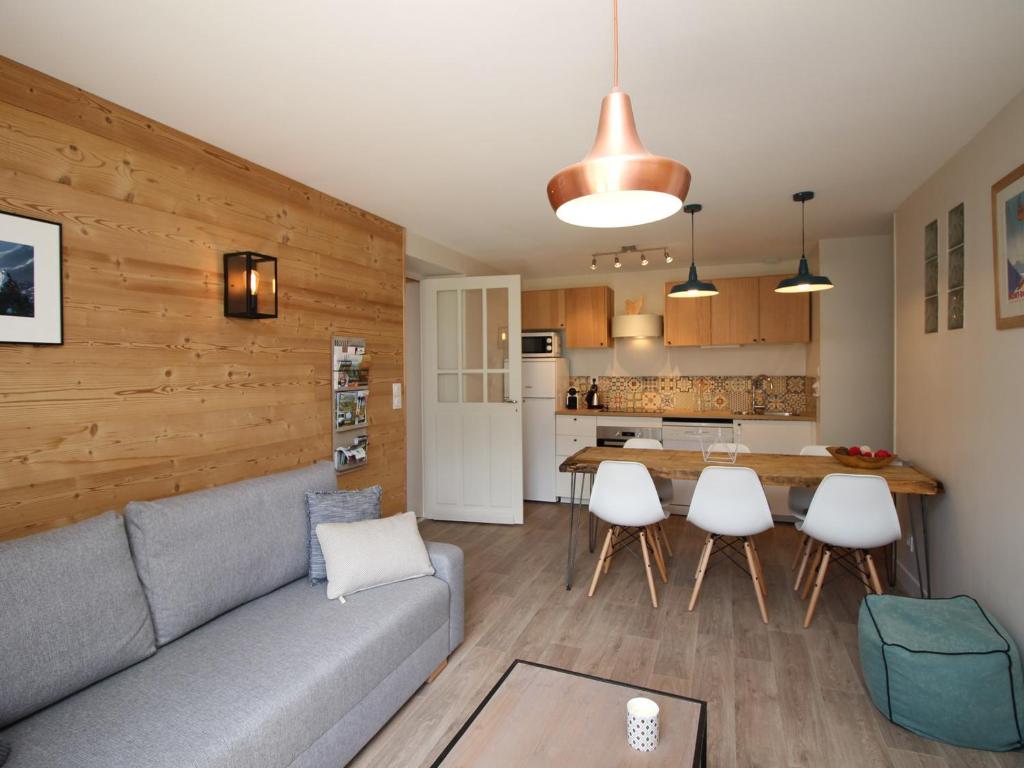 Le Mont-Dore, T3 rénové avec jardin privé et parking, accès wifi - FR-1-608-37 - 3
