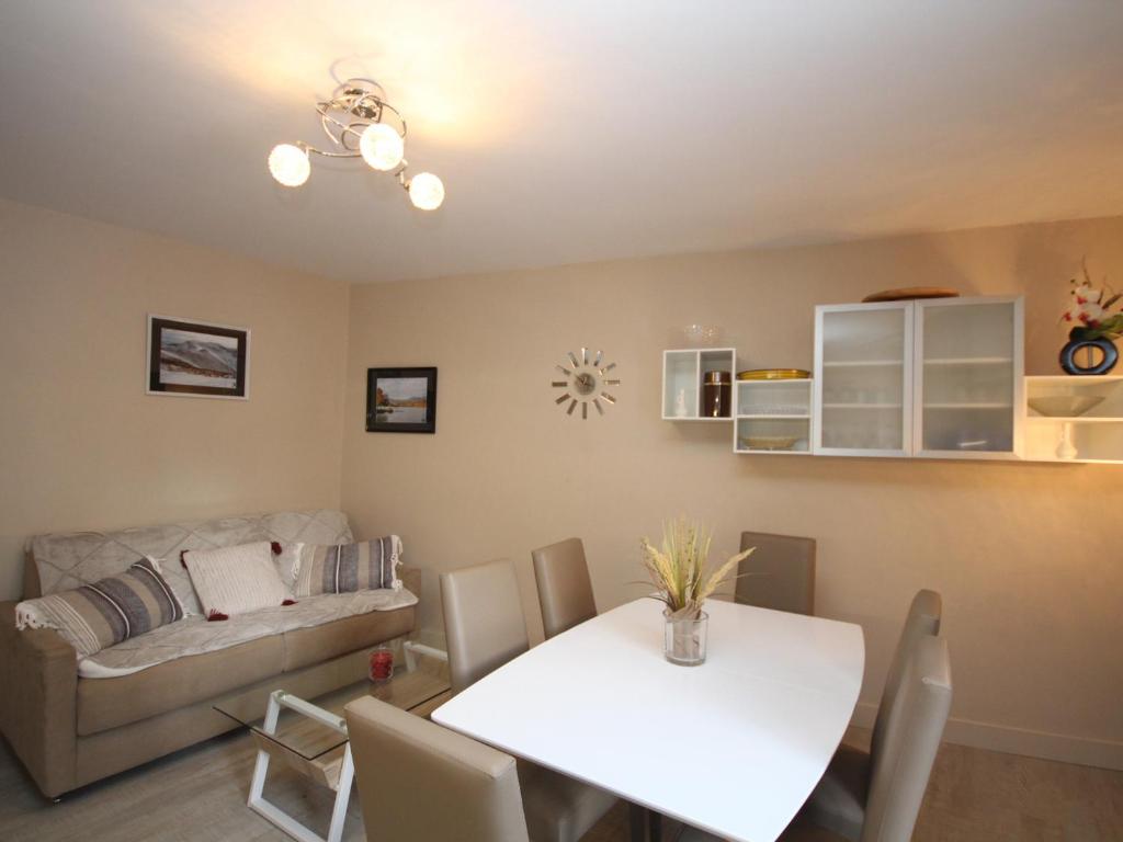 Mont-Dore : Appartement Centre T3 avec Wifi - FR-1-608-28 - 4