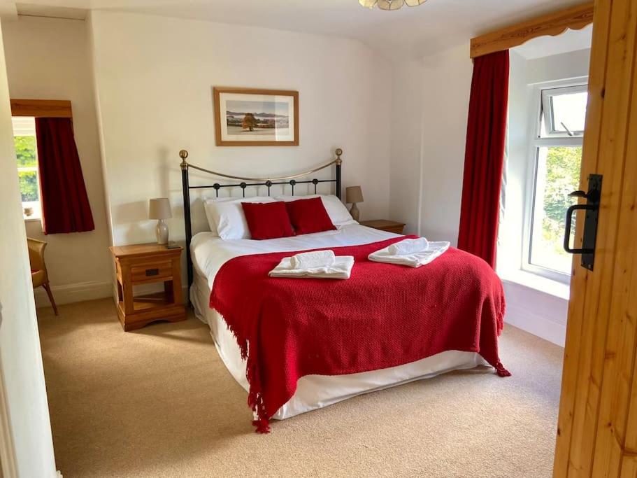 Scenic Welsh Cottage in the Brecon Beacons photo 6