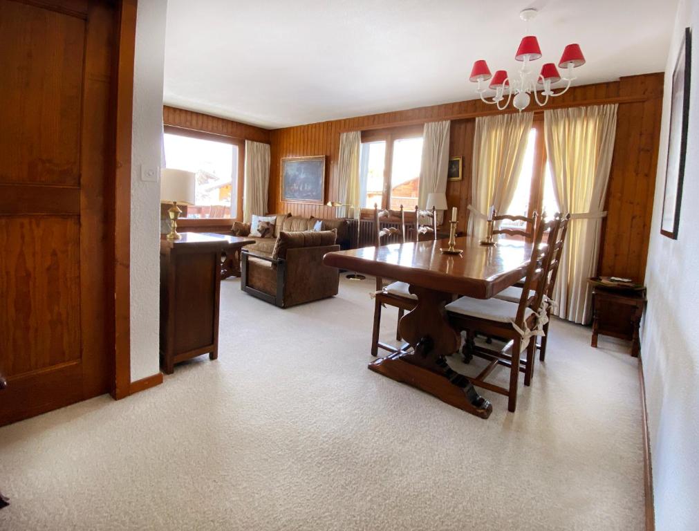 Ski in/out 150 m, 2 chambres , 6 personnes. - 4