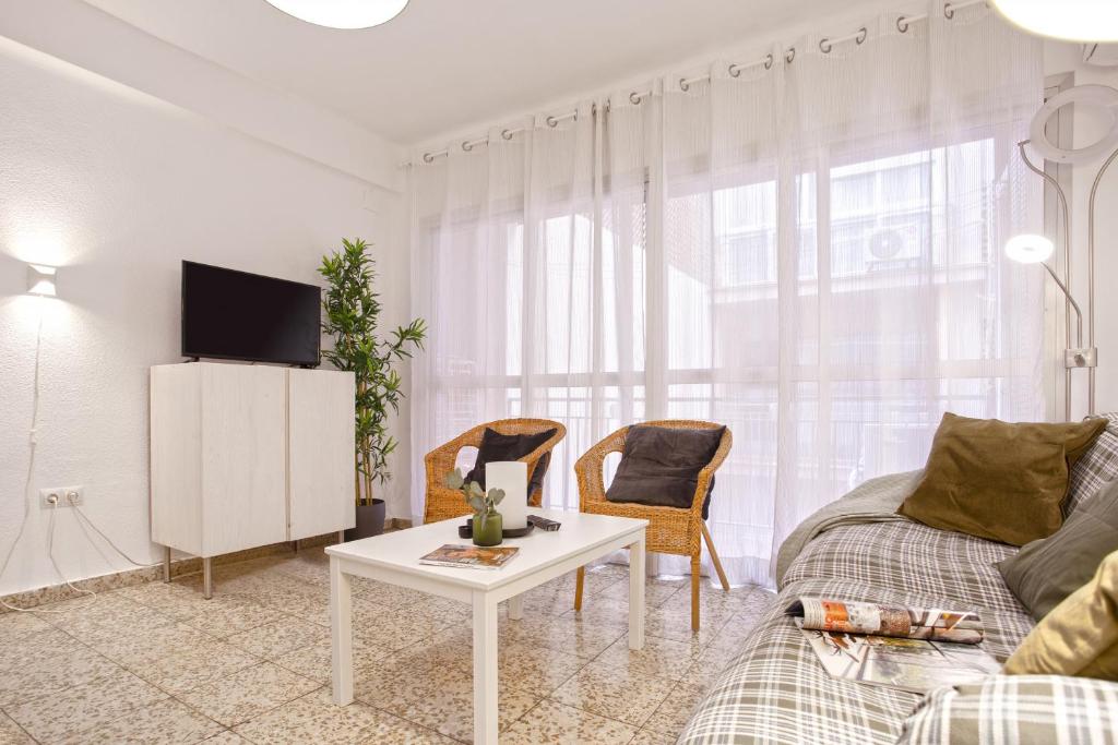 -MalagaSunApts-Merced Private Terrace - 5