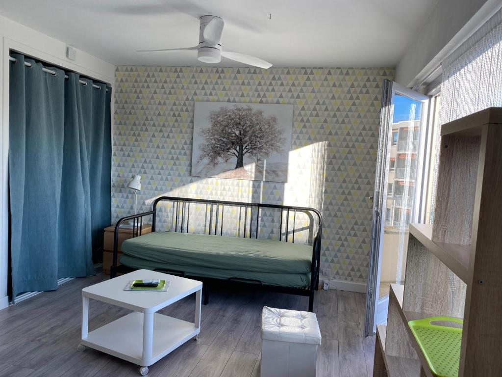 Studio Amicie 27m2, balcon couvert, près centre-gare-cathédrale, wifi - 2