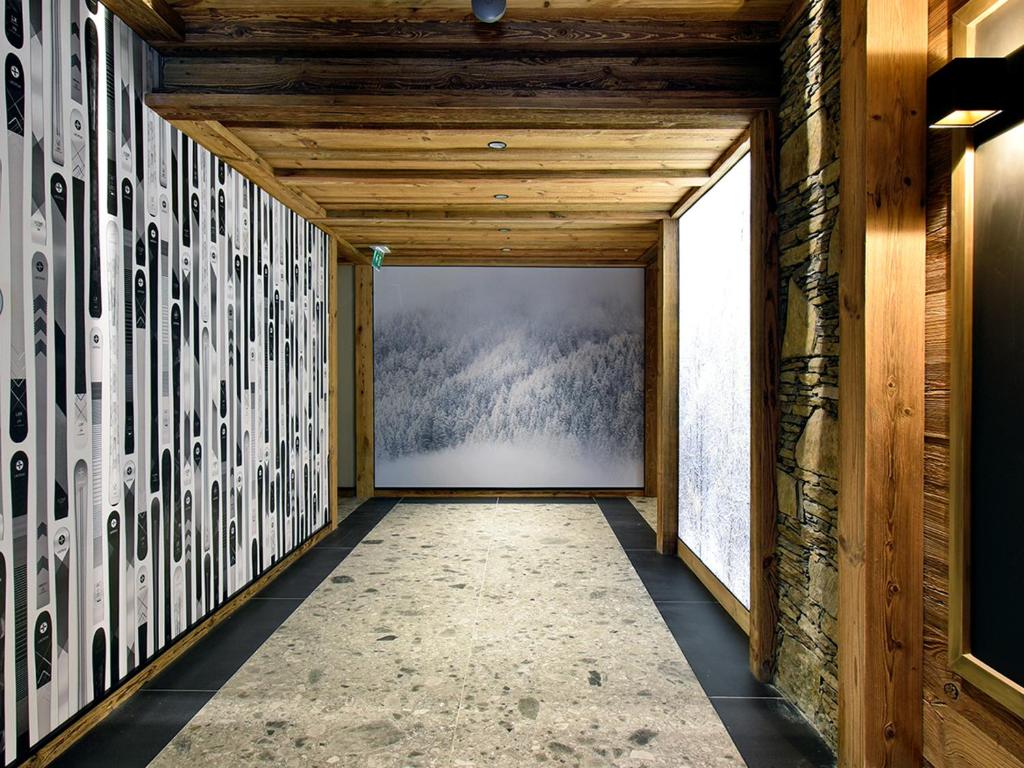 Méribel : Superbe appartement de 140m², 4 chambres, accès pistes, cheminée, WIFI, parking - FR-1-613-25 - 5