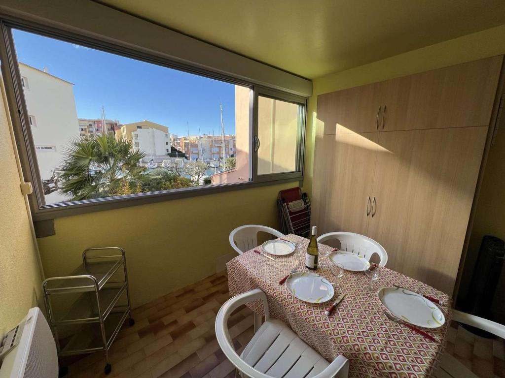 Studio cosy avec cabine, piscine, parking, lave-linge, proche plage et commerces. - FR-1-702-9 - 3