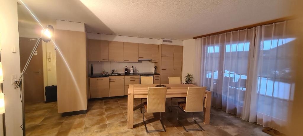 Komfortabel, Perfekte Lage, neue Wohnung, gratis P - 4