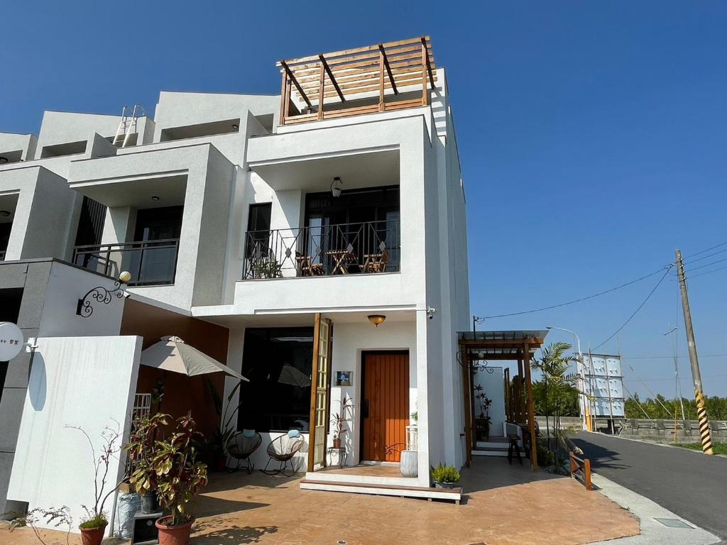 寄寓 Ji-Yu, Hsi-ti-tzu