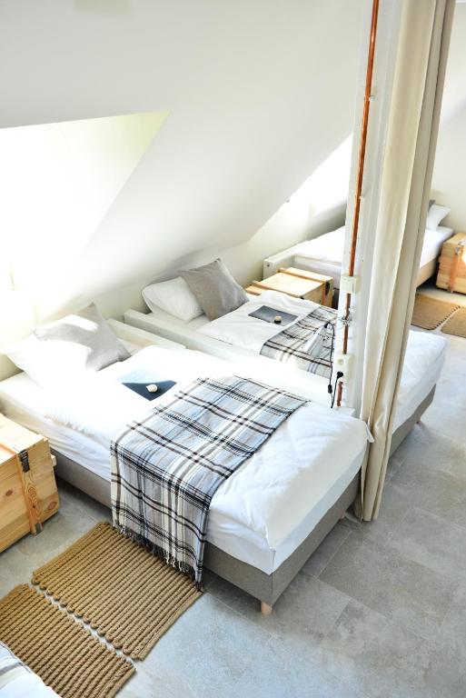 Five Point Hostel & Apartments photo