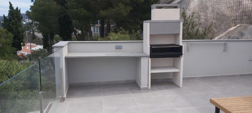Apartamento con terraza y vistas al mar - 4