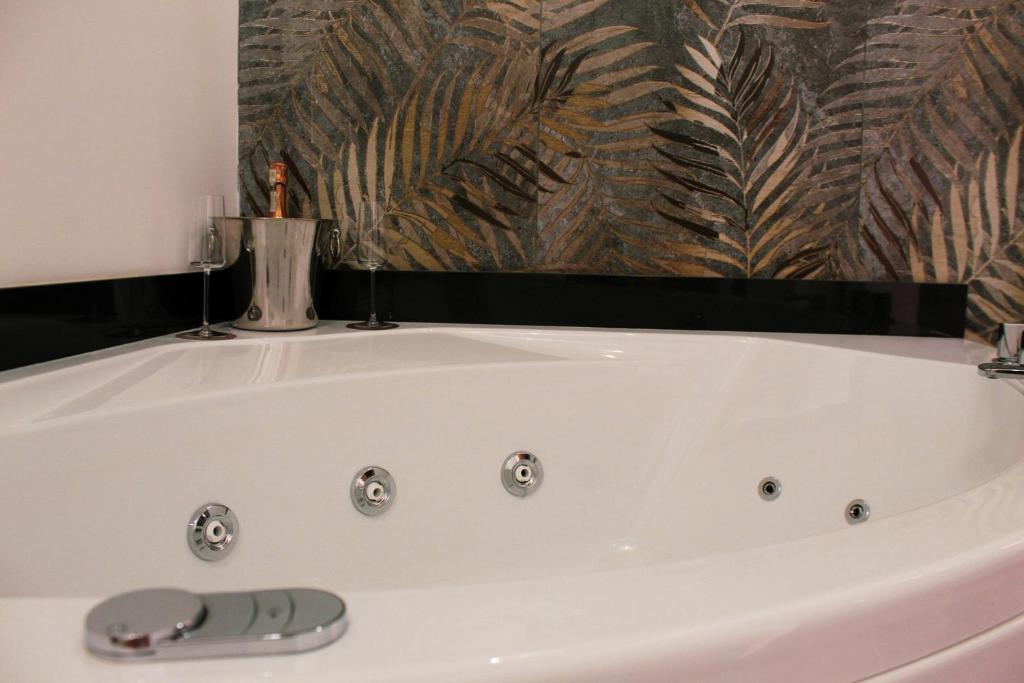Lion Luxury rooms - 2