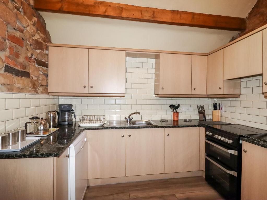 Meadow Place, Ipstones photo 5