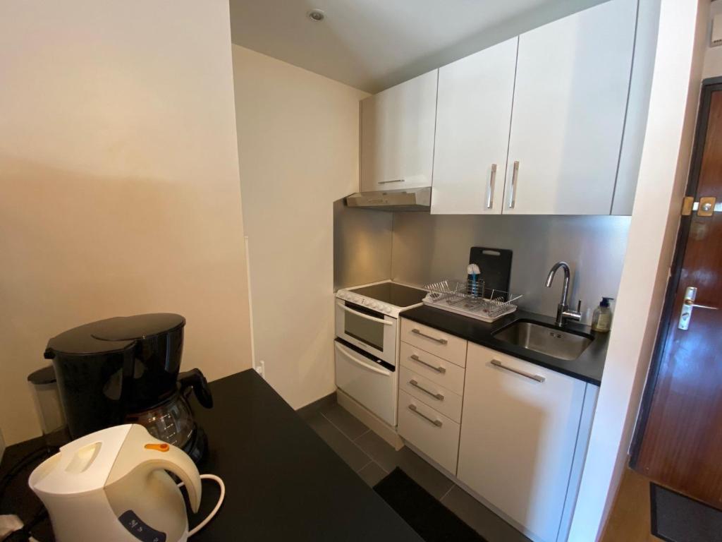 2 Pièces au Centre avec Cuisine Equipée et Balcon – La Clusaz - FR-1-459-116 - 4