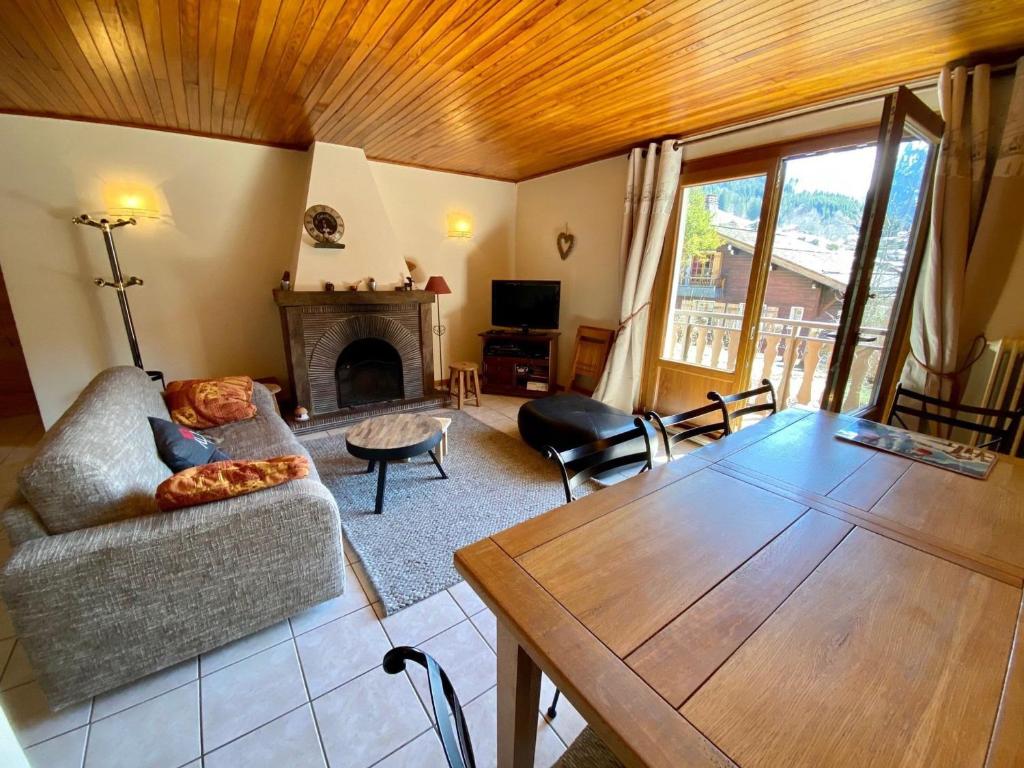 Appartement de 3 pièces avec balcon, cheminée et Wifi à La Clusaz - FR-1-459-99 - 3