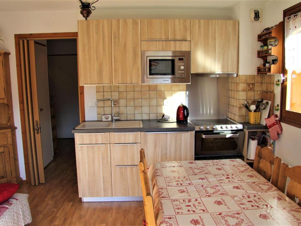 Appartement cosy avec balcon, parking individuel et WiFi à Saint-Jean-de-Sixt - FR-1-459-165 - 4