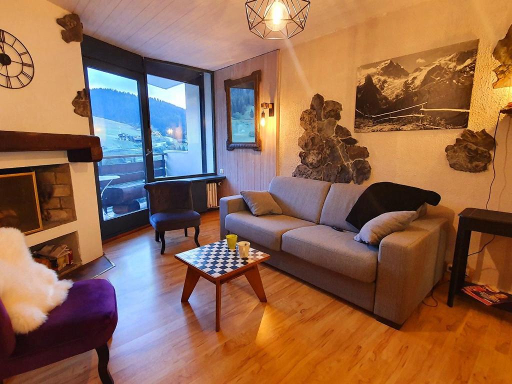 Appartement 2 pièces avec garage à La Clusaz, ski au pied - FR-1-459-169 - 1