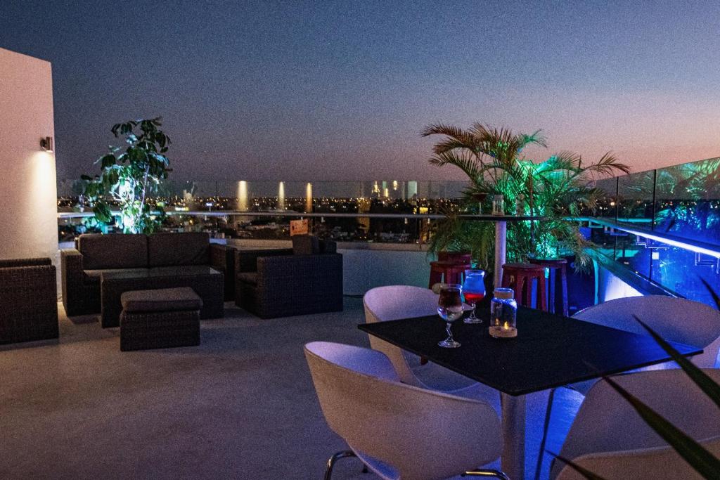 Restaurant, Meson de la Luna Hotel & Spa in Merida