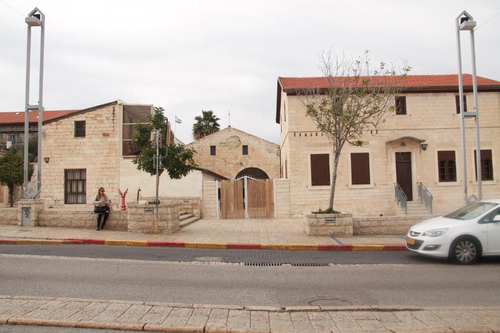 Entrance, Al Yakhour Hostel in Haifa