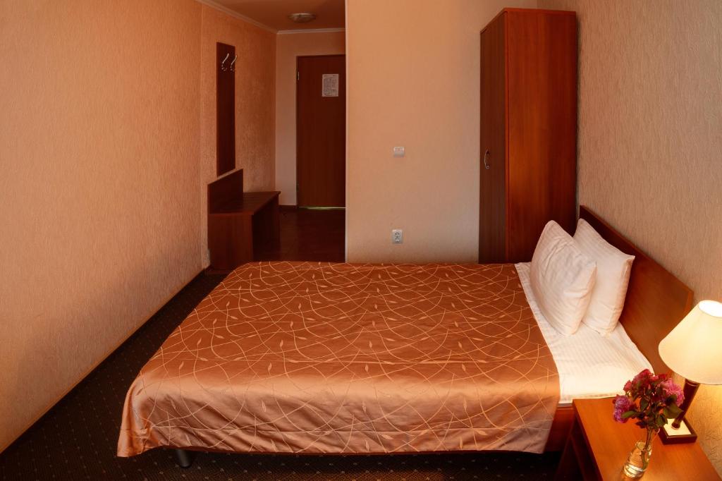 Hotel Ural photo