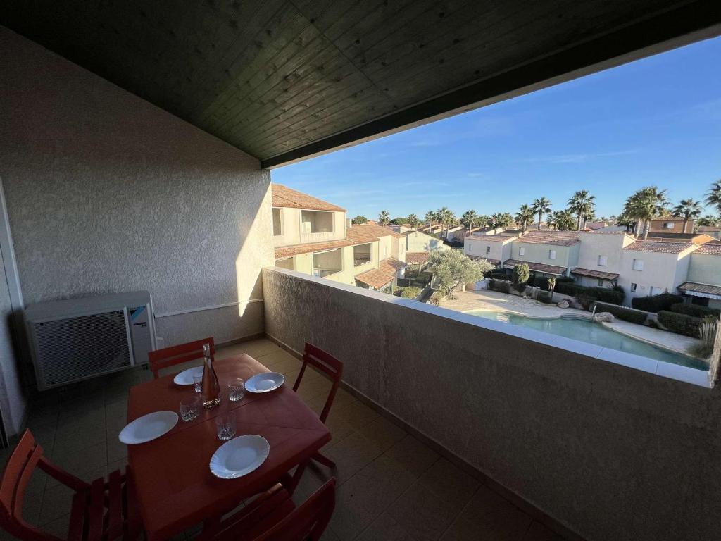 Appartement T3 avec Piscine, Clim, Terrasse, Parking Privé – À 600m de la Plage, 6 Pers. - FR-1-701-14 - 3