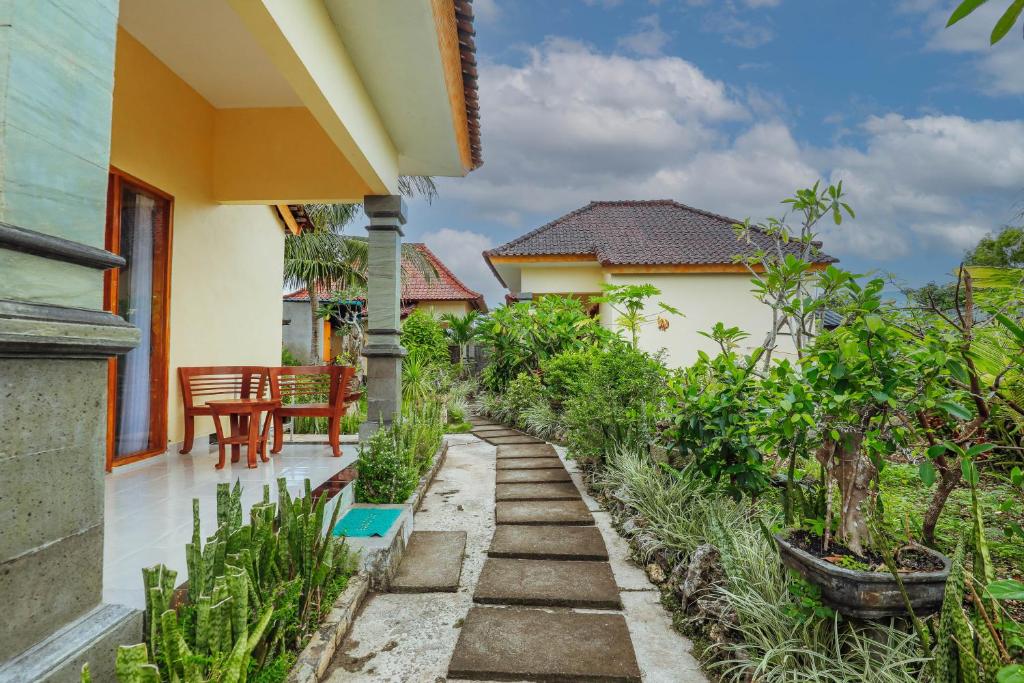 The Salang Guest House — Hotel in Bali