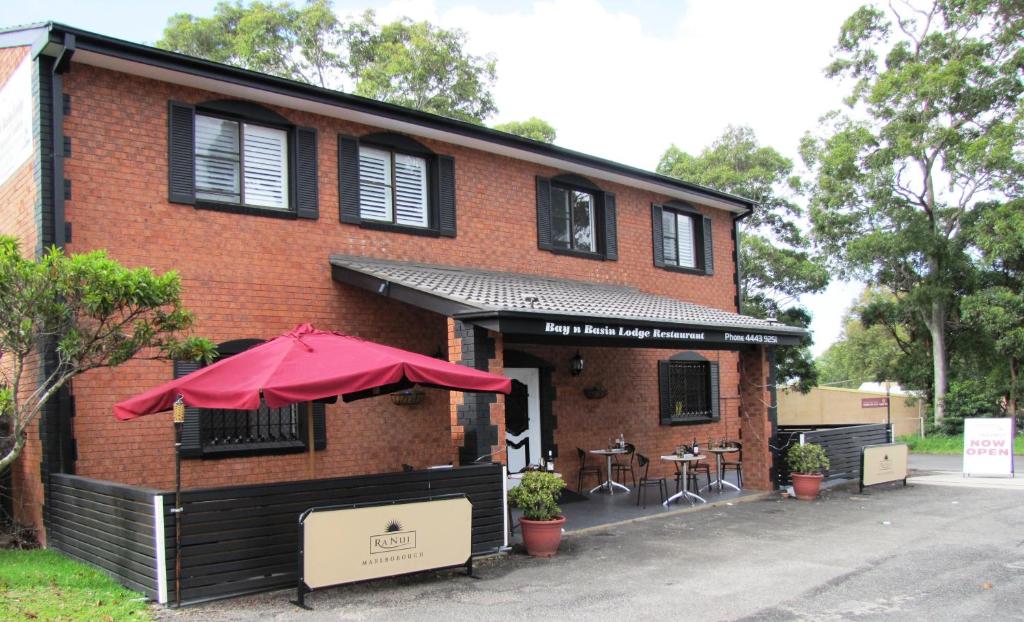 Exterior view, Bay & Basin in Jervis Bay