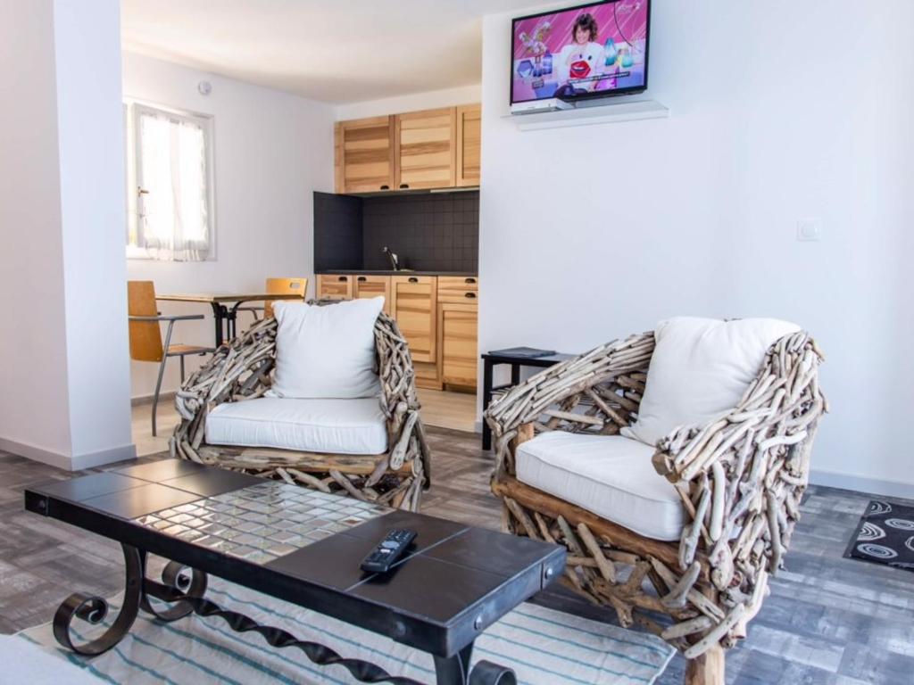 Magnifique T2 à Balaruc-les-Bains avec Balcon, WiFi et Animaux Bienvenus - FR-1-503-143 - 4