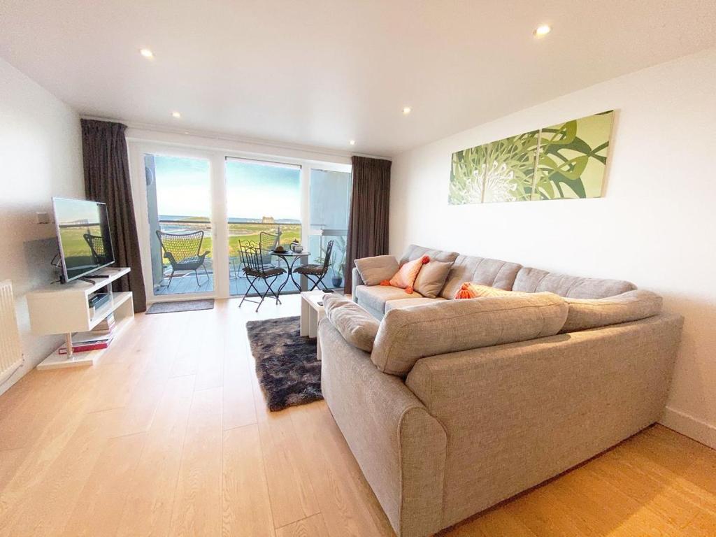 7 Ocean Gate, Newquay