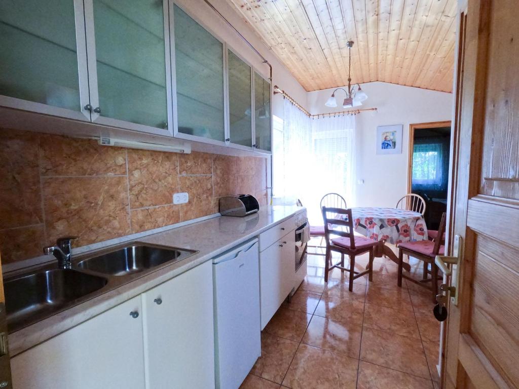Kitchen, Maria-lak Zalakaros in Zalakaros