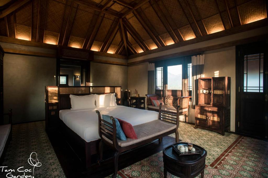 Tam Coc Garden Resort: Vị trí, đặc điểm, tiện ích, giá bán các hạng phòng & kinh nghiệm đặt phòng