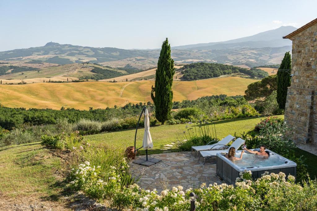 Podere Val D'Orcia - Tuscany Equestrian photo