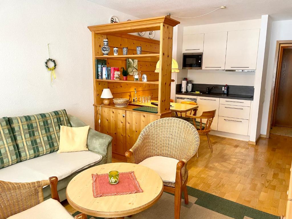 Ferienwohnung Lilli inklusive Bad Hindelang Plus - 1