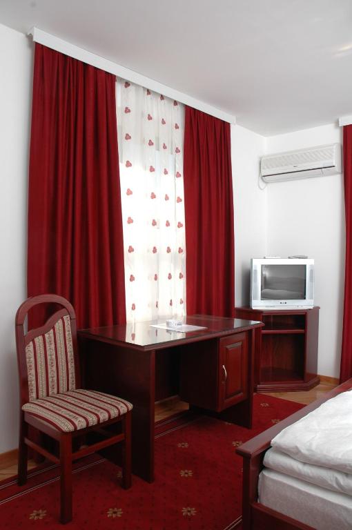 Vila Lux Milikic — Hotel in Kraljevo