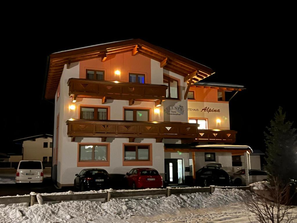 Haus Alpina & Landhaus Schöpf - 1