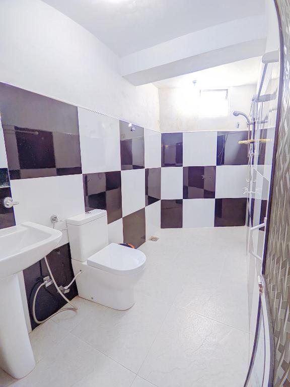 White Home photo