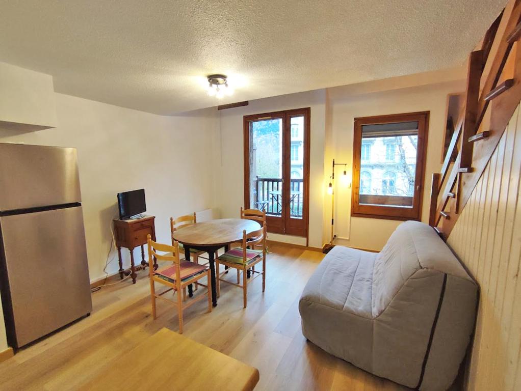 Rêves de montagne, T2 bis, Luchon, wifi, parking gratuit, 4 personnes - 3