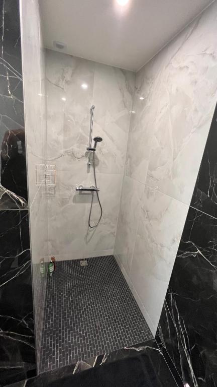 Appartement Luxe Jaune - 5