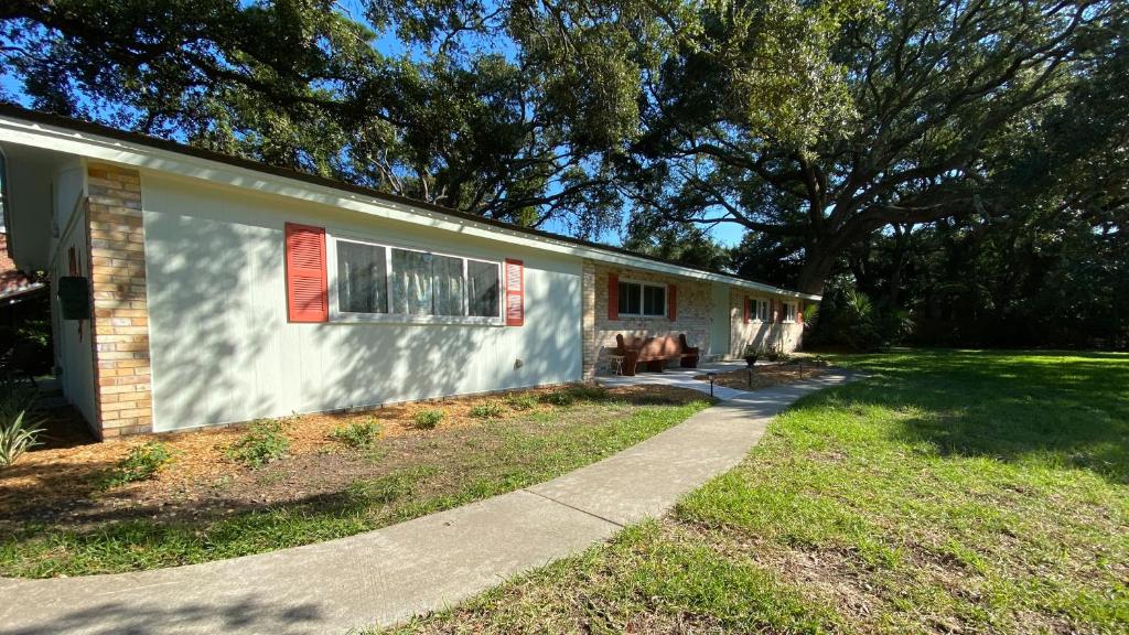 CUDDLEFISH home, Ostrov Jekyll