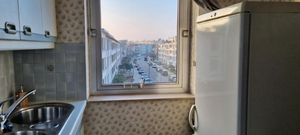 Superb Flat 3 Bedrooms Private Parking 6