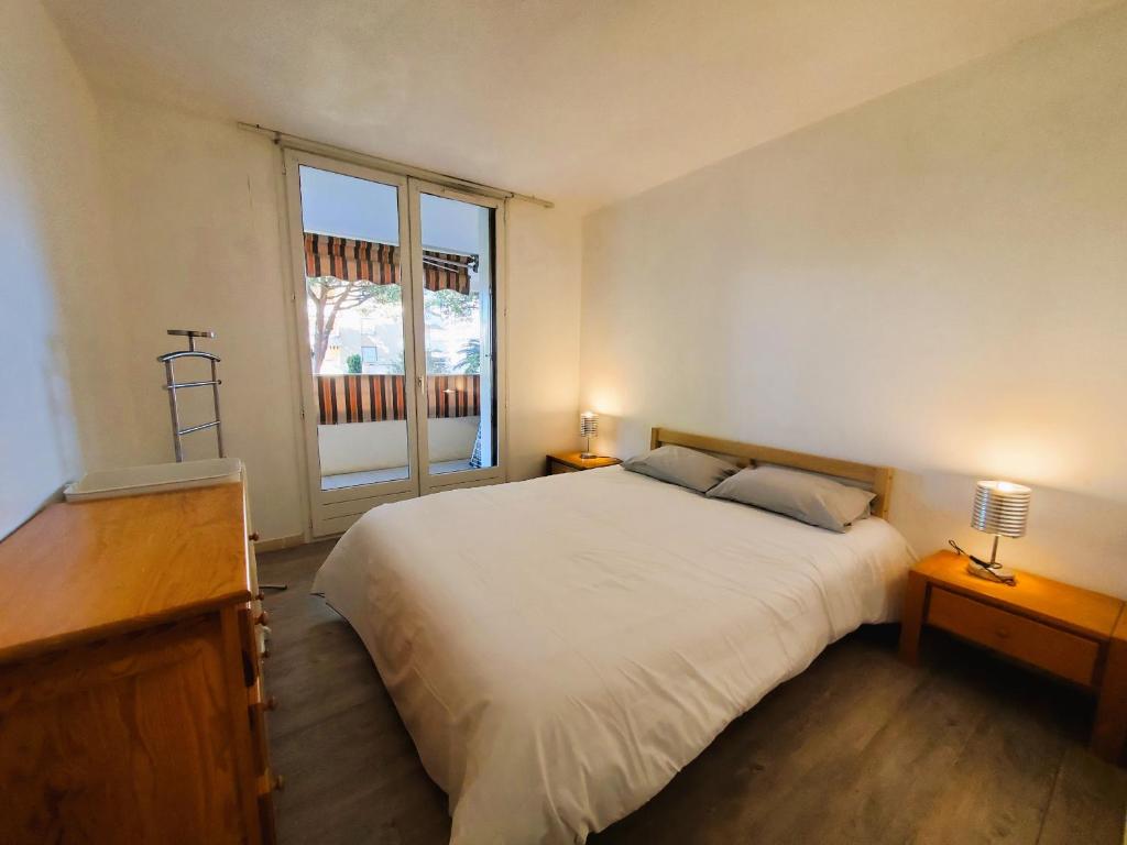 FREJUS PLAGE Miougrano T2 55m2 Climatise Piscine - 3