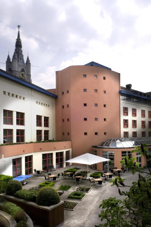 ทางเข้า