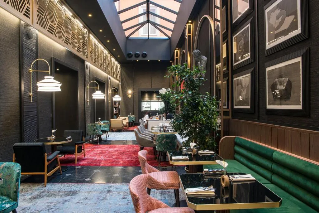 Umiltà 36, hotel in Rome