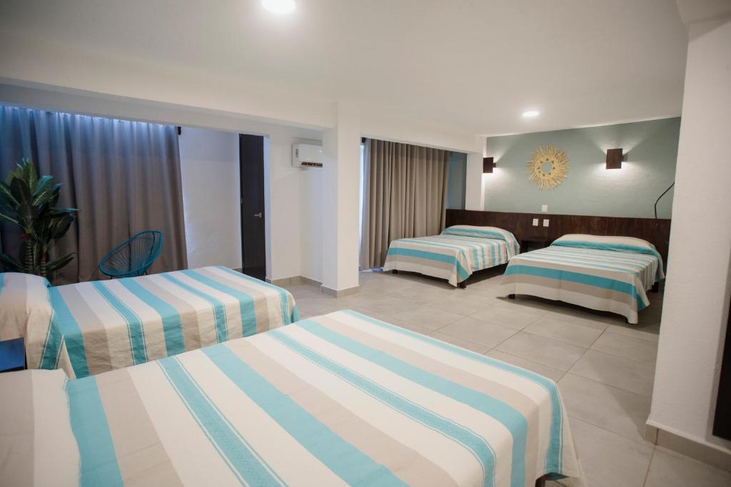 Hotel Camino Del Sol photo
