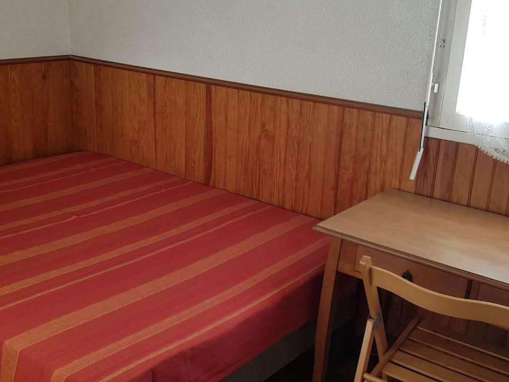 T2 avec Parking, Grande Terrasse, Chambre et Proche Plage - Quartier Môle - FR-1-702-37 - 4