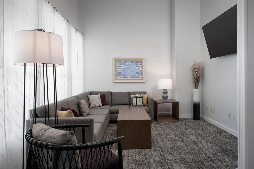 Staybridge Suites San Antonio Airport photo