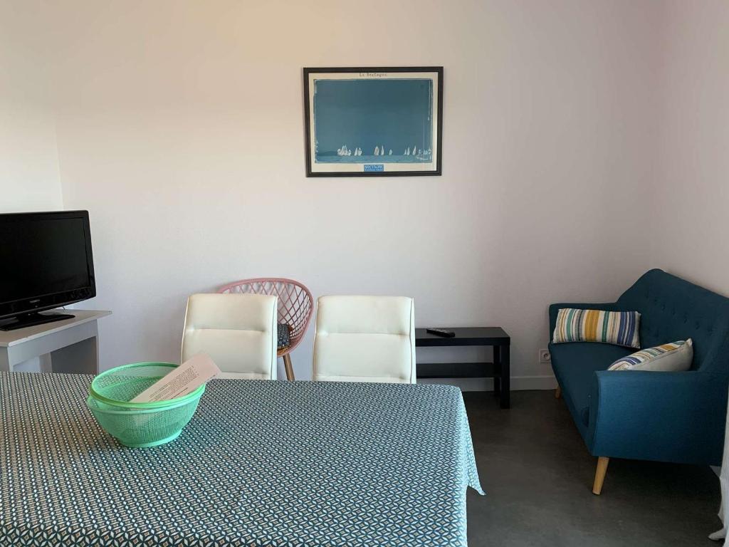 Superbe T3 refait à neuf avec balcon, vue mer et WiFi à Perros-Guirec - FR-1-368-60 - 5