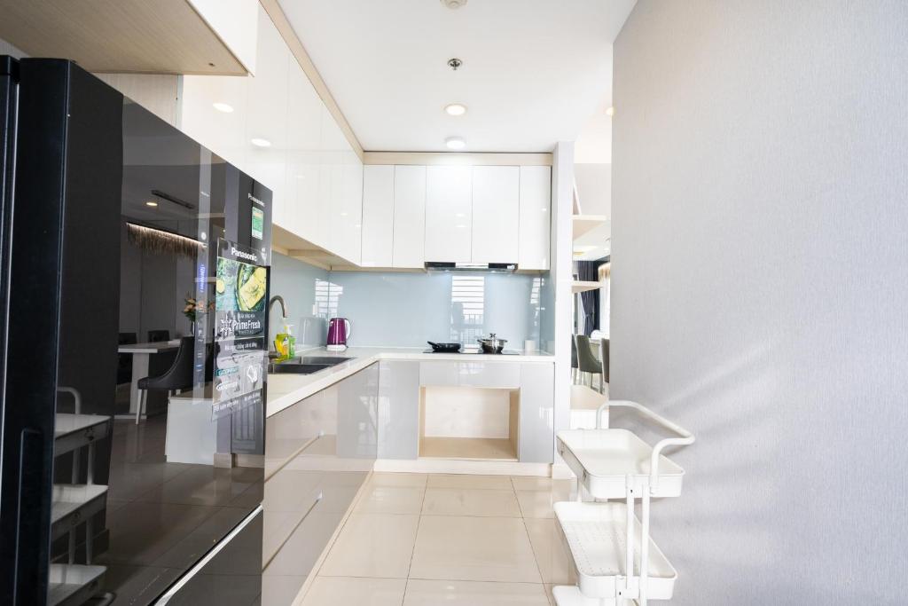 Rivergate Residence 3 bedroom/luxurious apartment