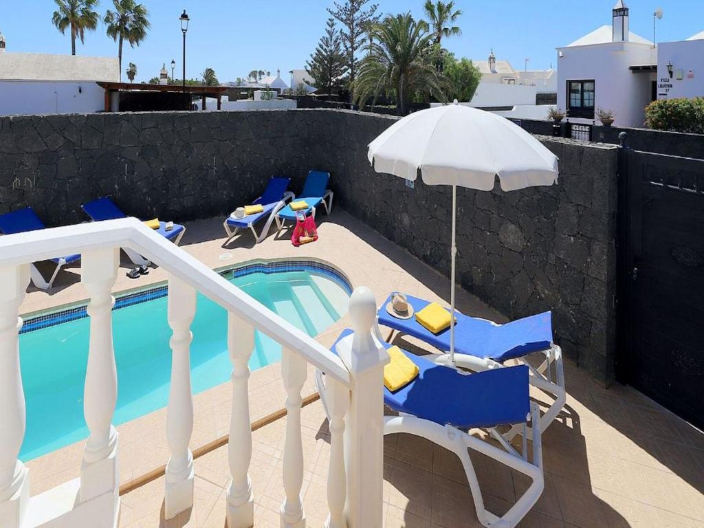 Cosy Lanzarote Villa 3 Bedrooms Heated Pool Villa Honey - 4