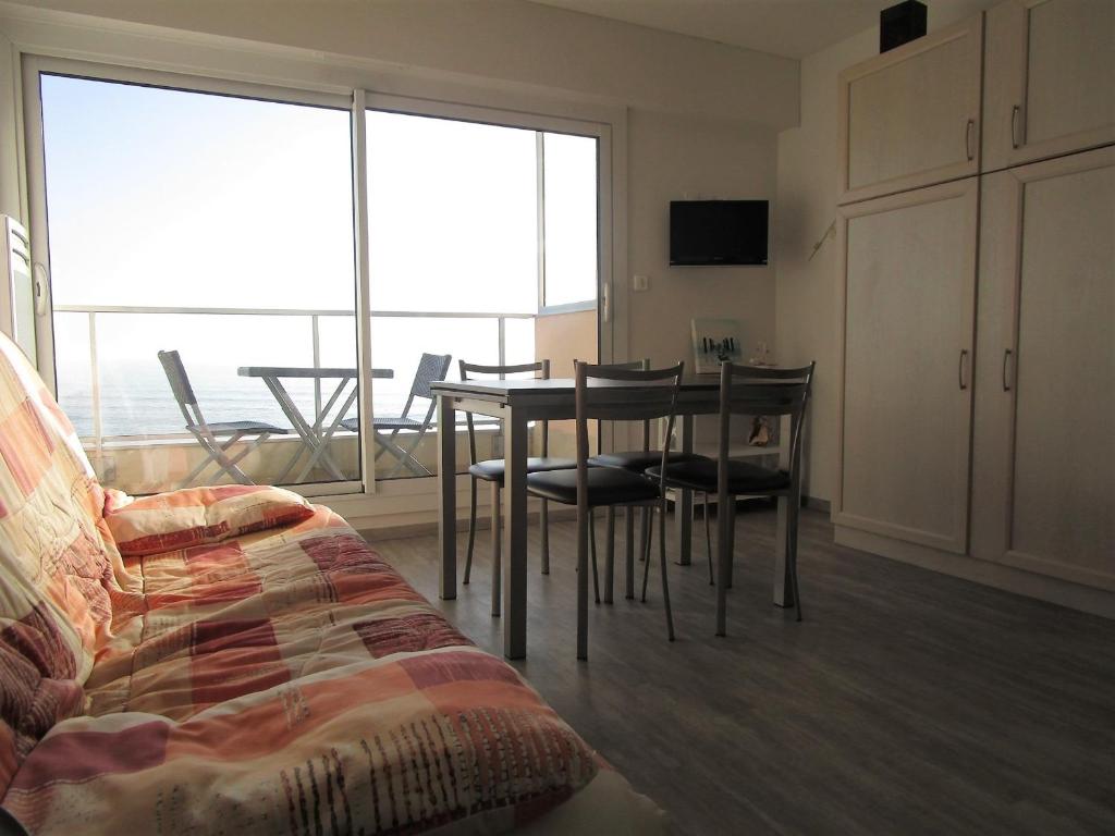 Studio cosy avec balcon face à la plage - Les Sables-d'Olonne - FR-1-197-275 - 3
