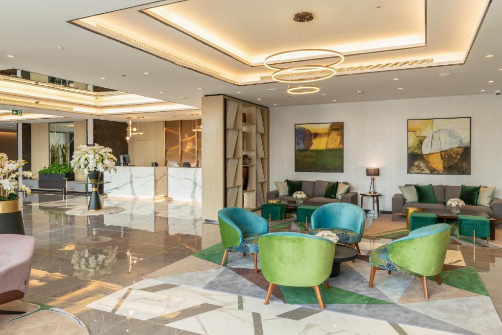 Lobby, DAMAC Hills 2 Hotel, an Edge by Rotana Hotel in Dubai
