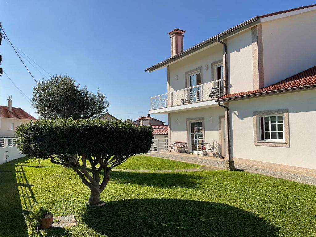 CRALS - Casa da Guilheta ' Family &amp; Friends - Beach Home with Greenhouse ' — Hotel in Viana Do Castelo