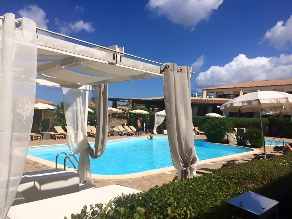 Hotel Palau photo